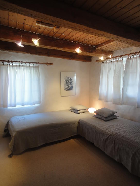 Laufen-Uhwiesen Guesthouse Les Mignardises חדר תמונה