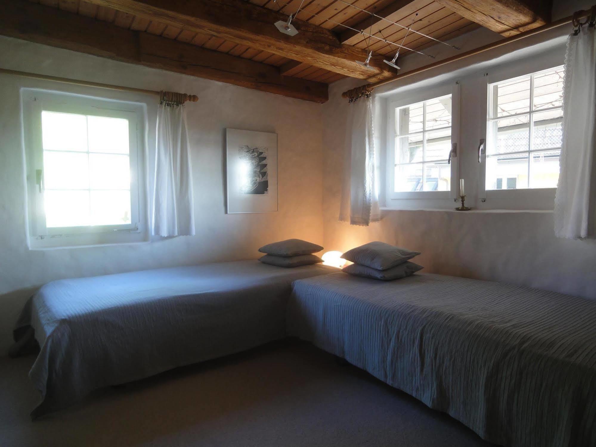 Laufen-Uhwiesen Guesthouse Les Mignardises מראה חיצוני תמונה