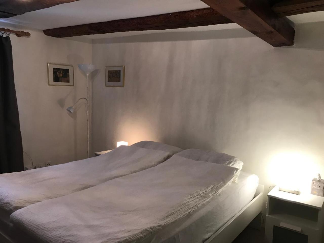 Laufen-Uhwiesen Guesthouse Les Mignardises מראה חיצוני תמונה