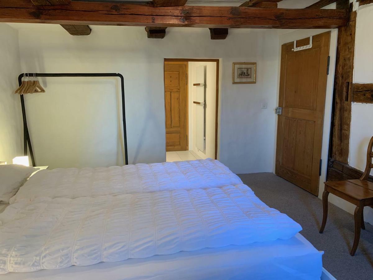 Laufen-Uhwiesen Guesthouse Les Mignardises מראה חיצוני תמונה